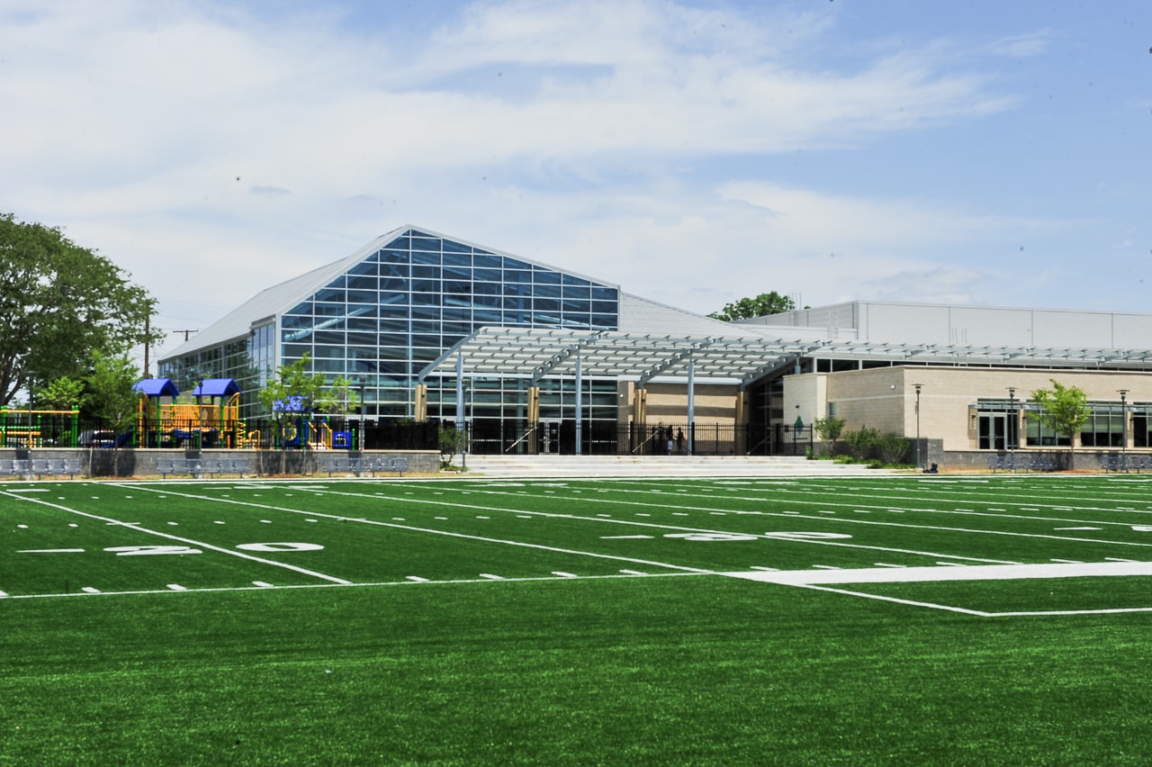 DEANWOOD COMMUNITY CENTER AND LIBRARY image 1